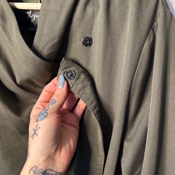 Jacket - Picture 6 of 9